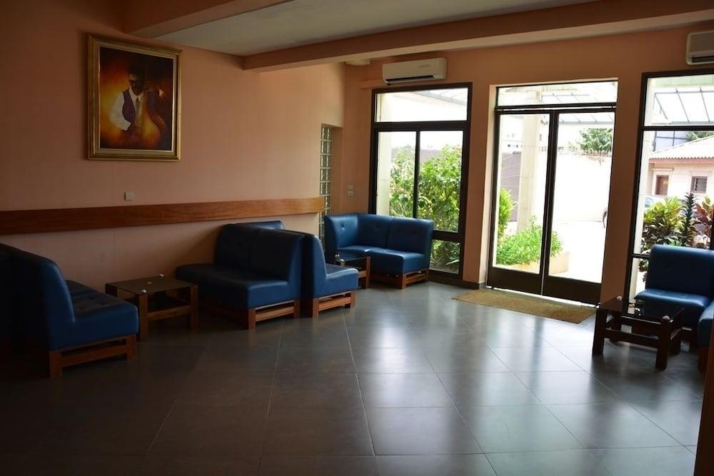 Hotel Sol Beni Абиджан Экстерьер фото