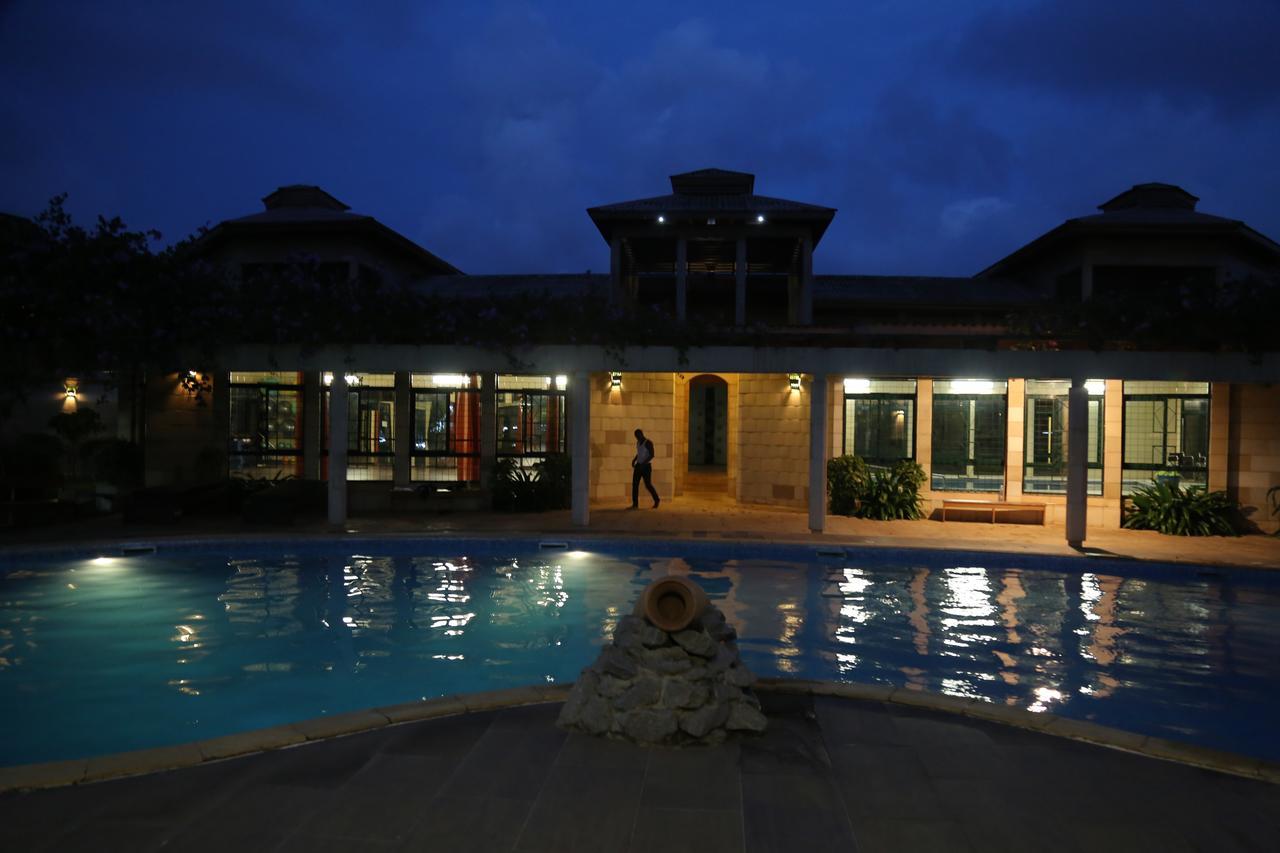 Hotel Sol Beni Абиджан Экстерьер фото