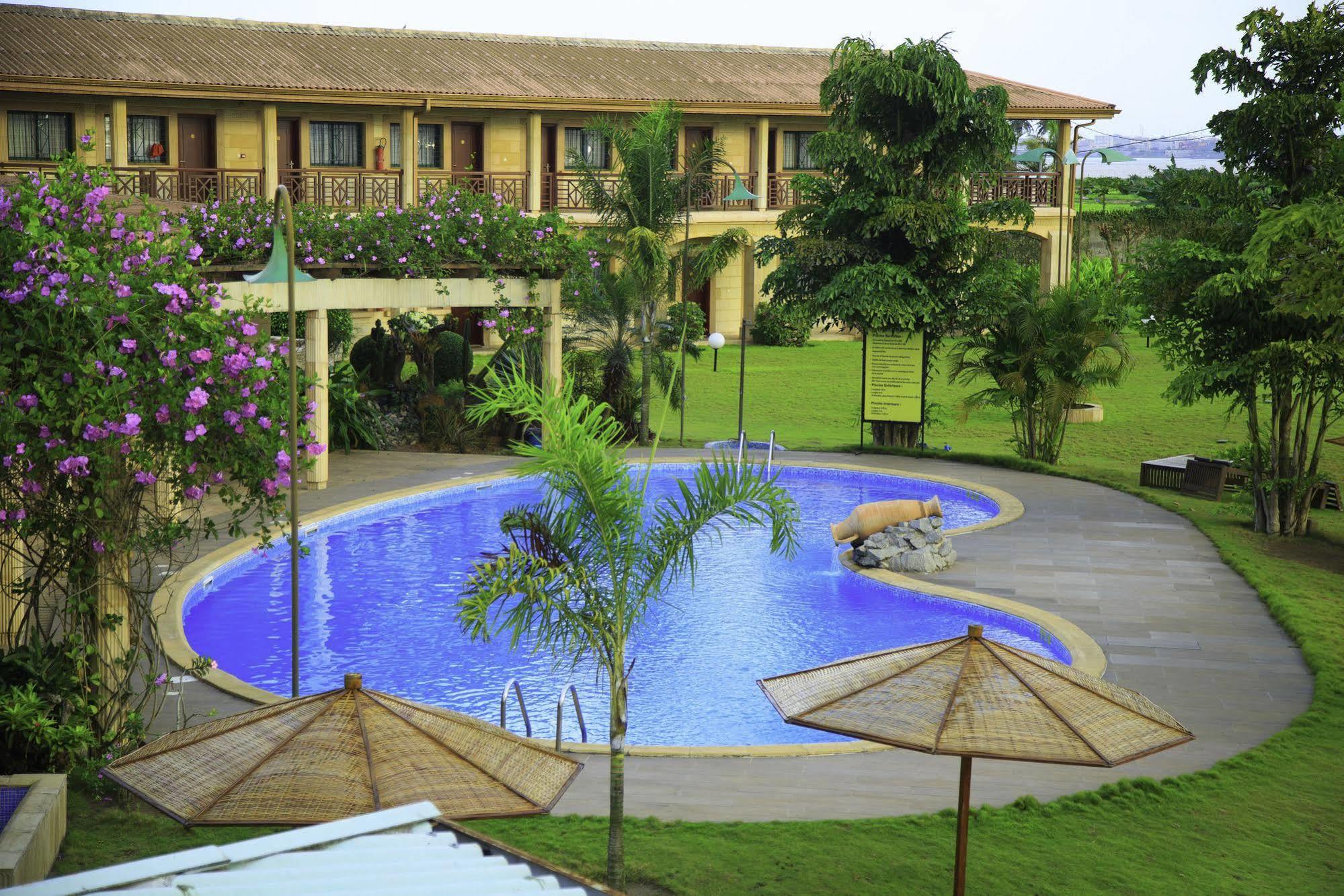 Hotel Sol Beni Абиджан Экстерьер фото